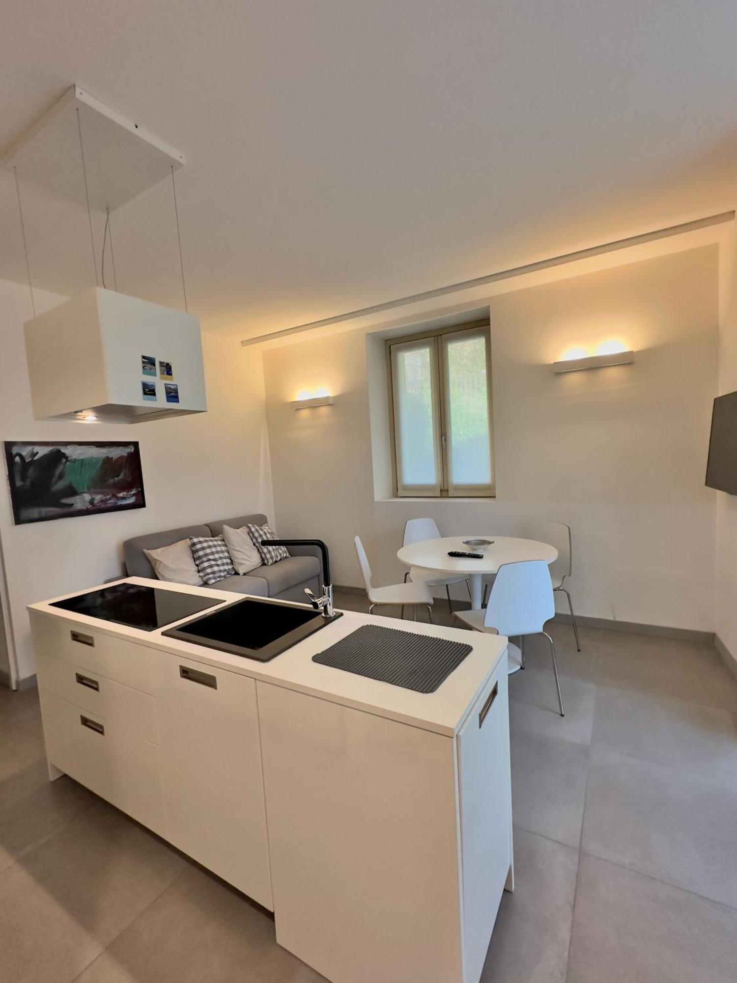 Residence Matilde Oliveto Lario Eksteriør bilde