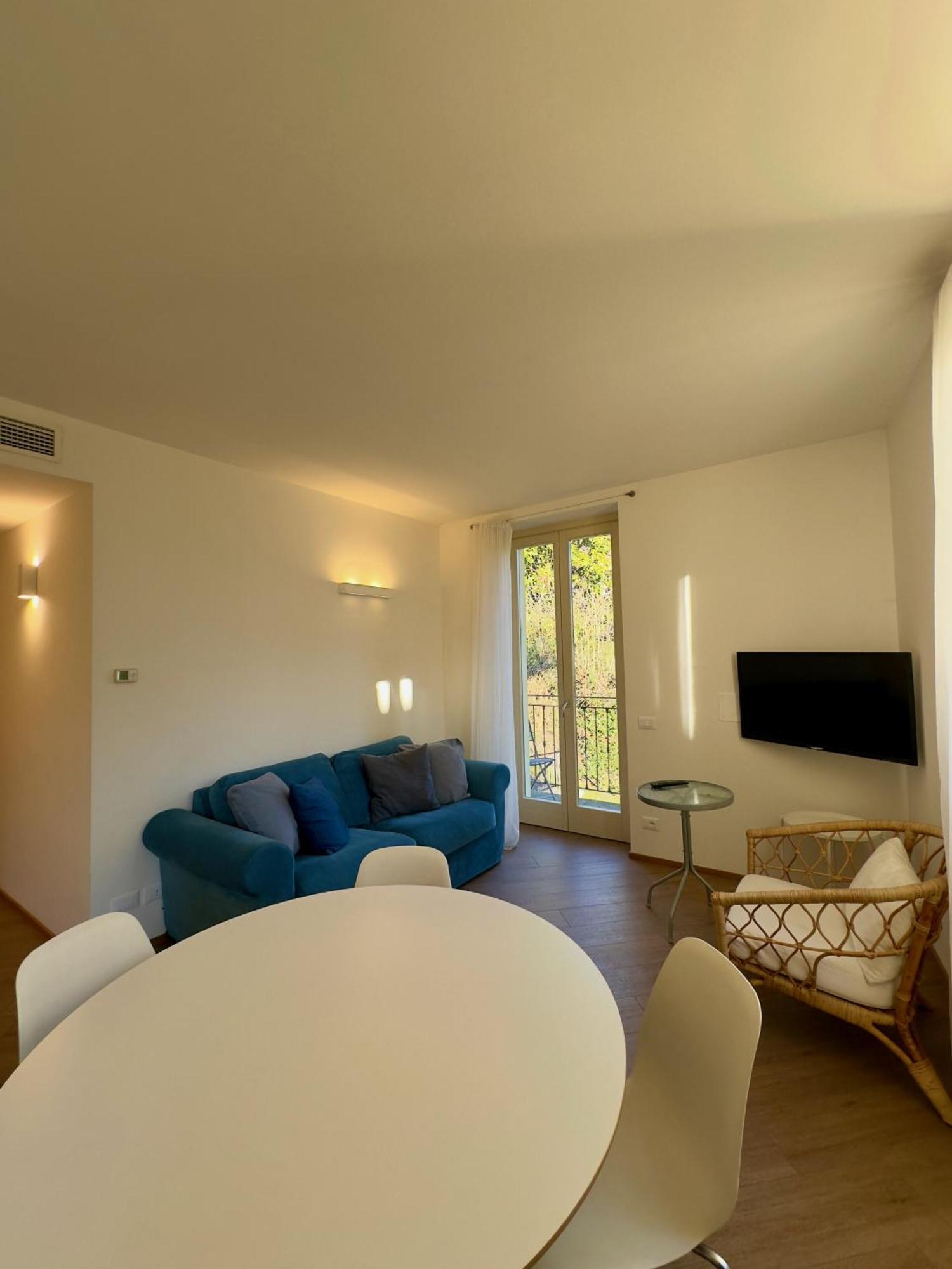 Residence Matilde Oliveto Lario Eksteriør bilde